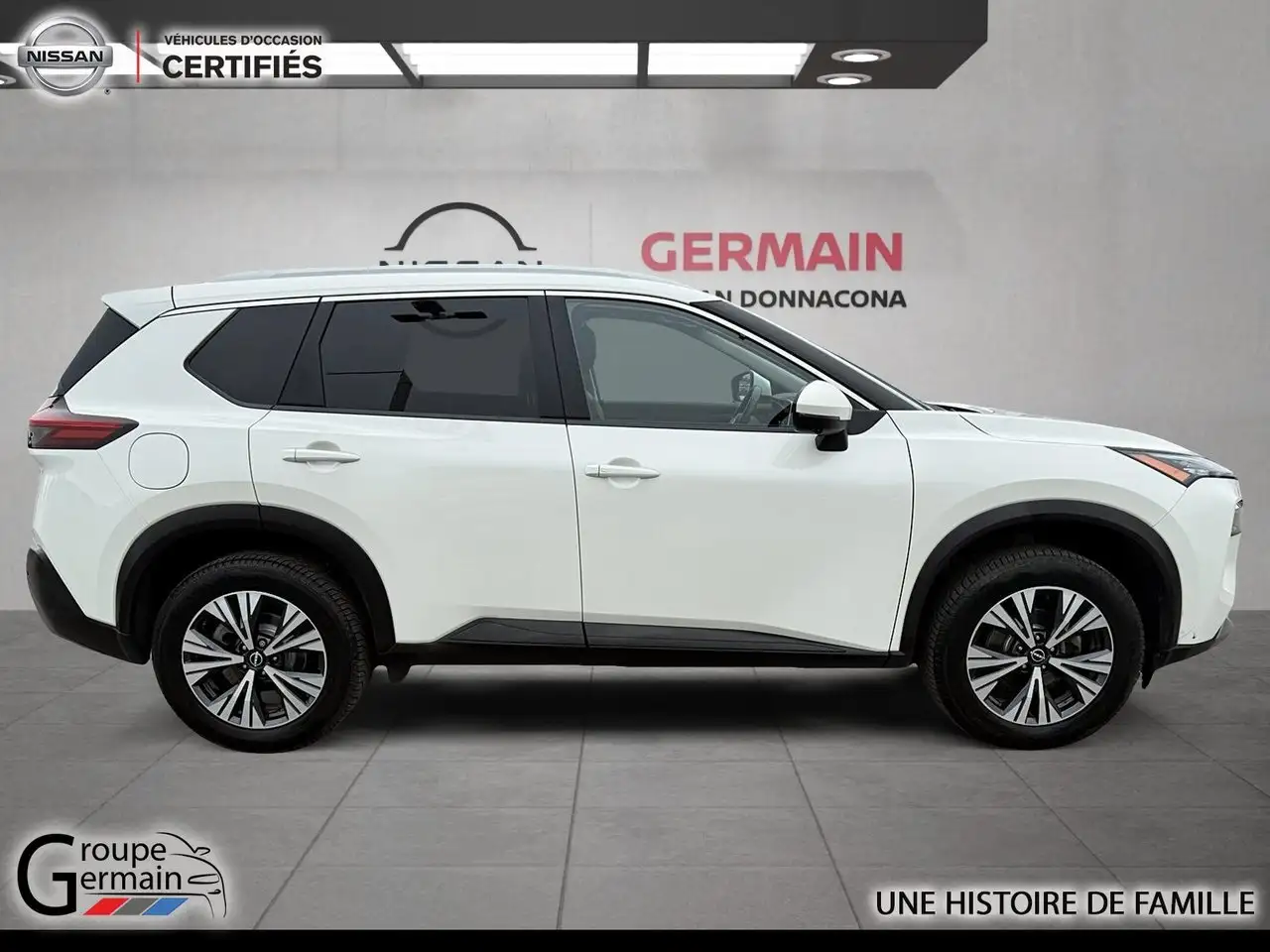 Nissan Rogue снимка Nissan Rogue