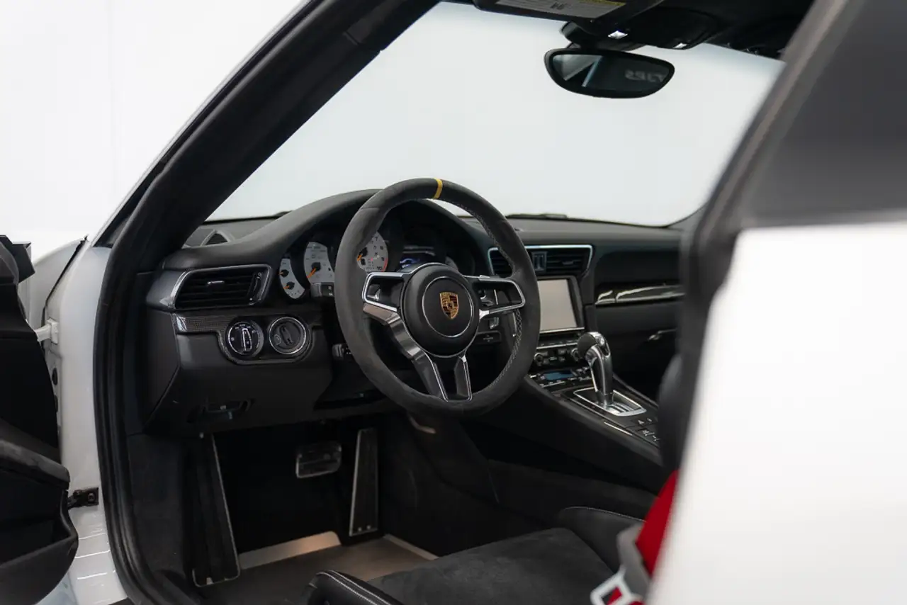 Porsche 911 photo Porsche 911
