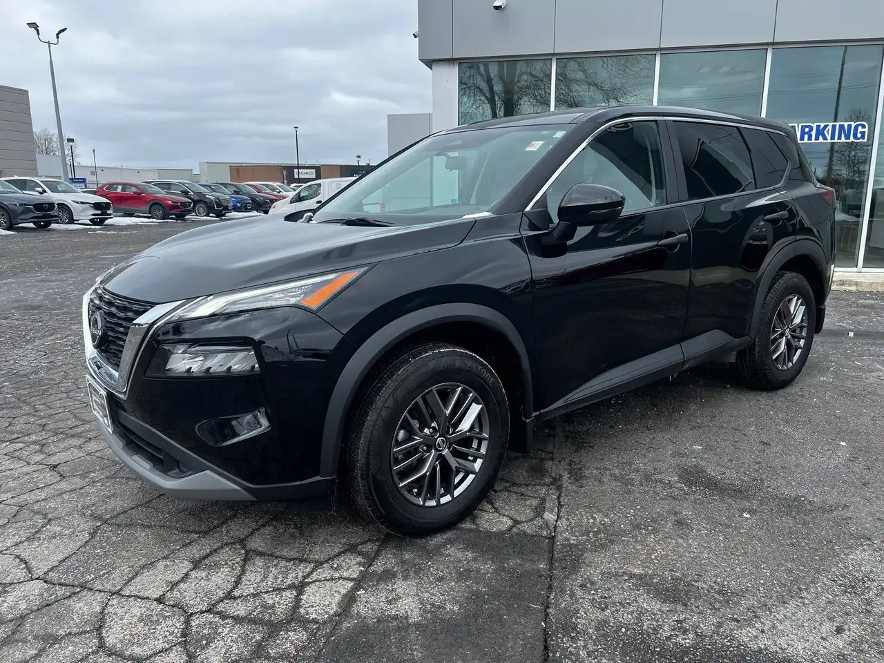 Nissan Rogue снимка Nissan Rogue