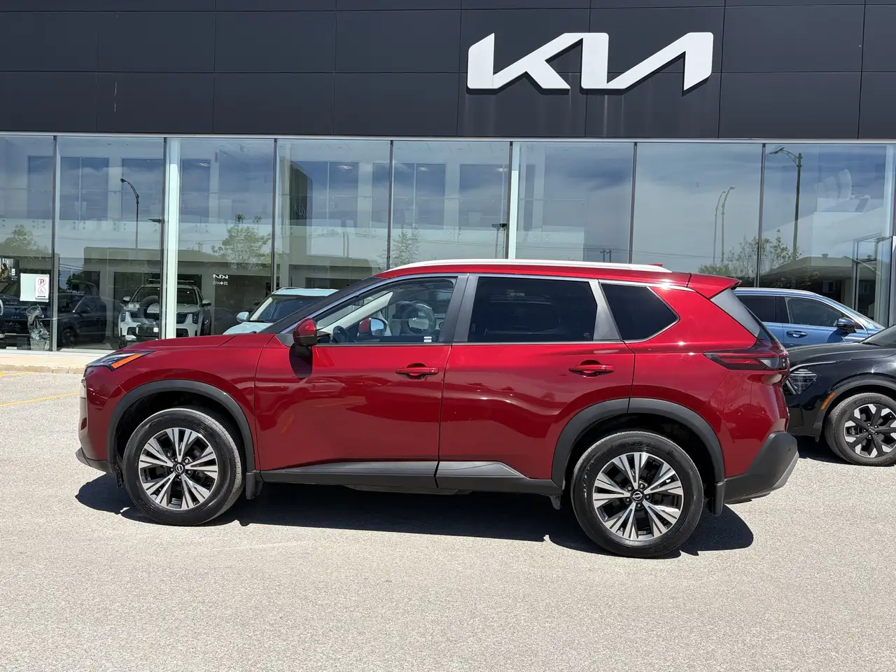 Nissan Rogue fotografie Nissan Rogue