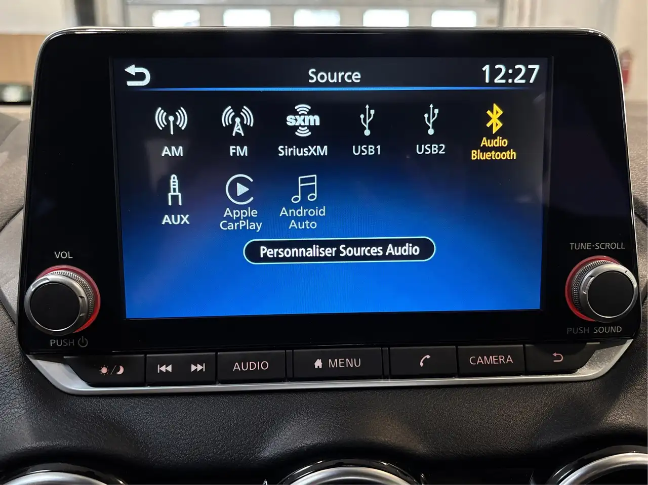 Nissan Sentra снимка Nissan Sentra