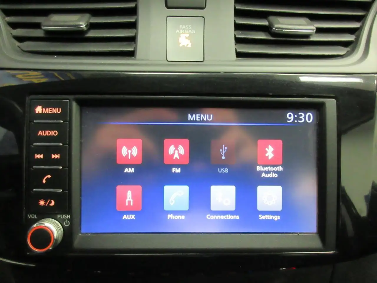 Nissan Sentra снимка Nissan Sentra