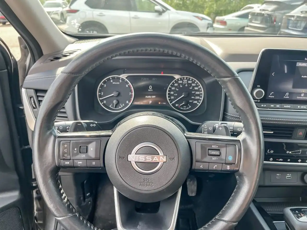Nissan Rogue fotografie Nissan Rogue