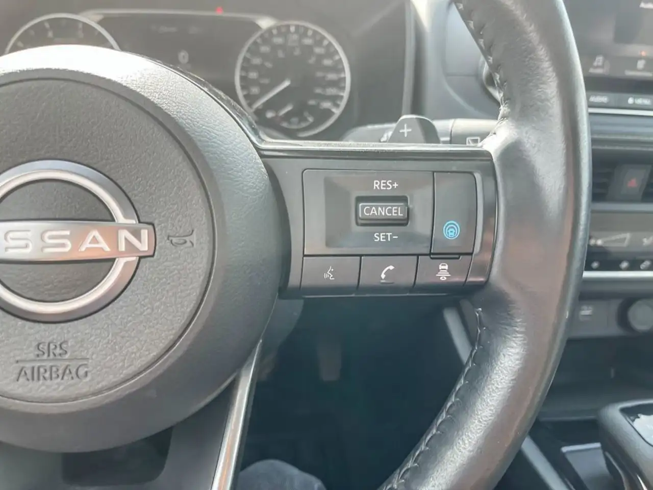 Nissan Rogue fotografie Nissan Rogue