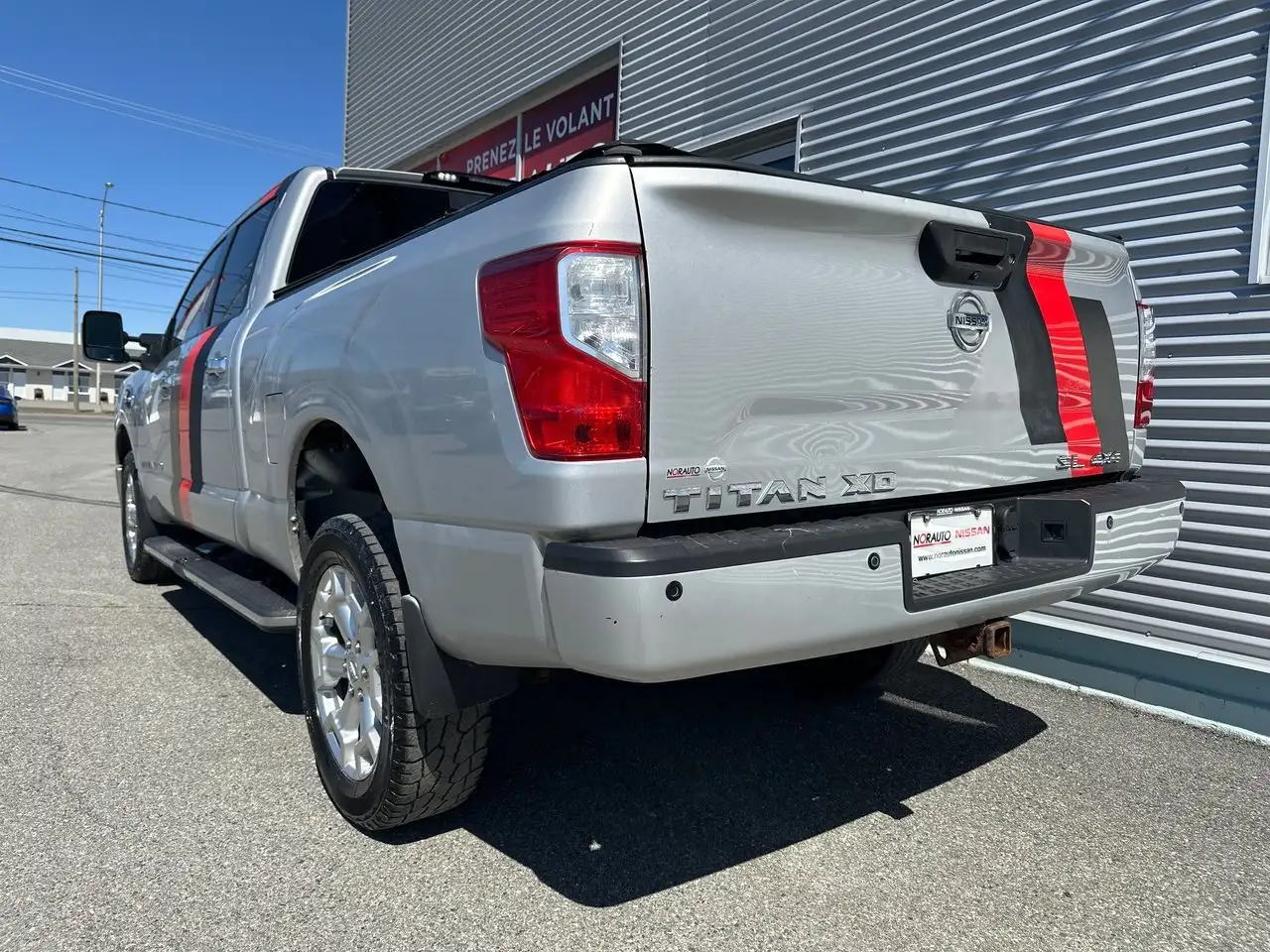 Nissan Titan XD снимка Nissan Titan XD