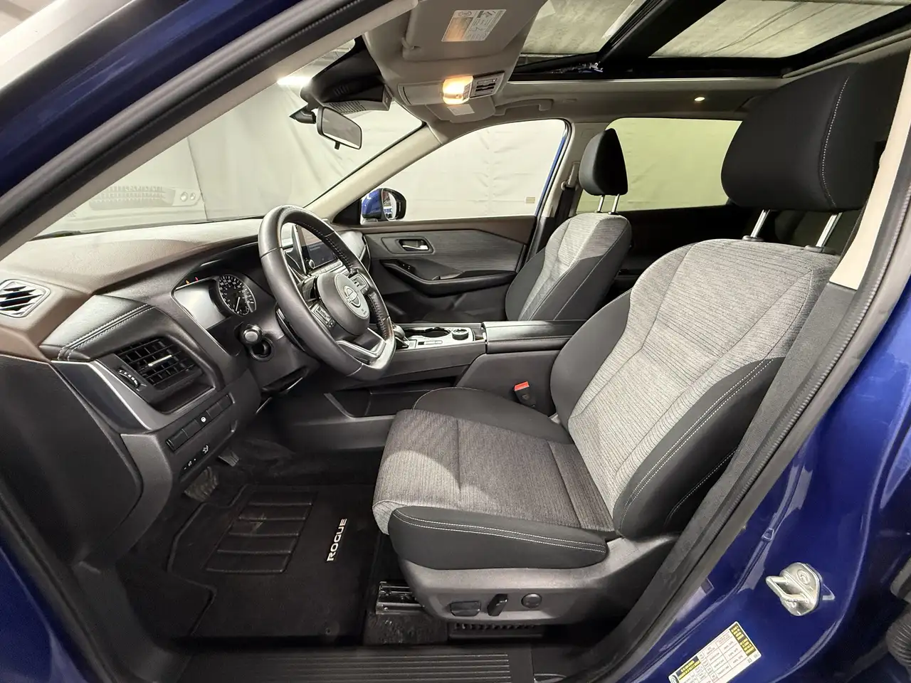 Nissan Rogue photo Nissan Rogue
