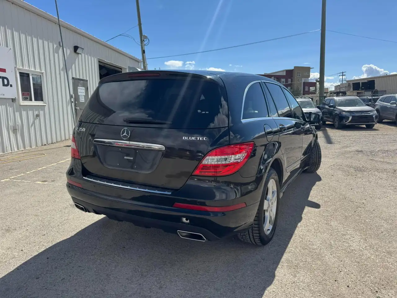 Mercedes-Benz R-Class снимка Mercedes-Benz R-Class