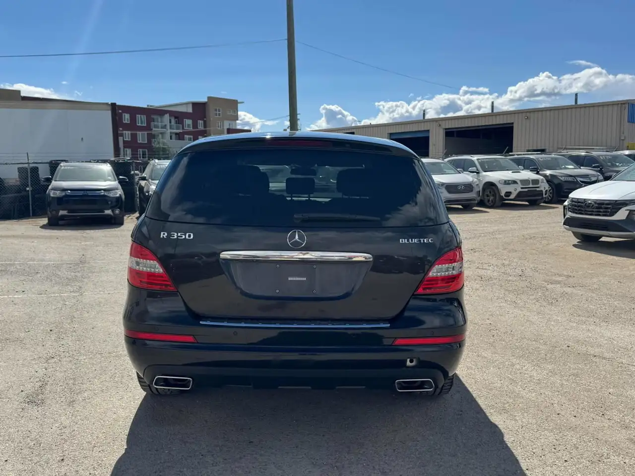Mercedes-Benz R-Class снимка Mercedes-Benz R-Class