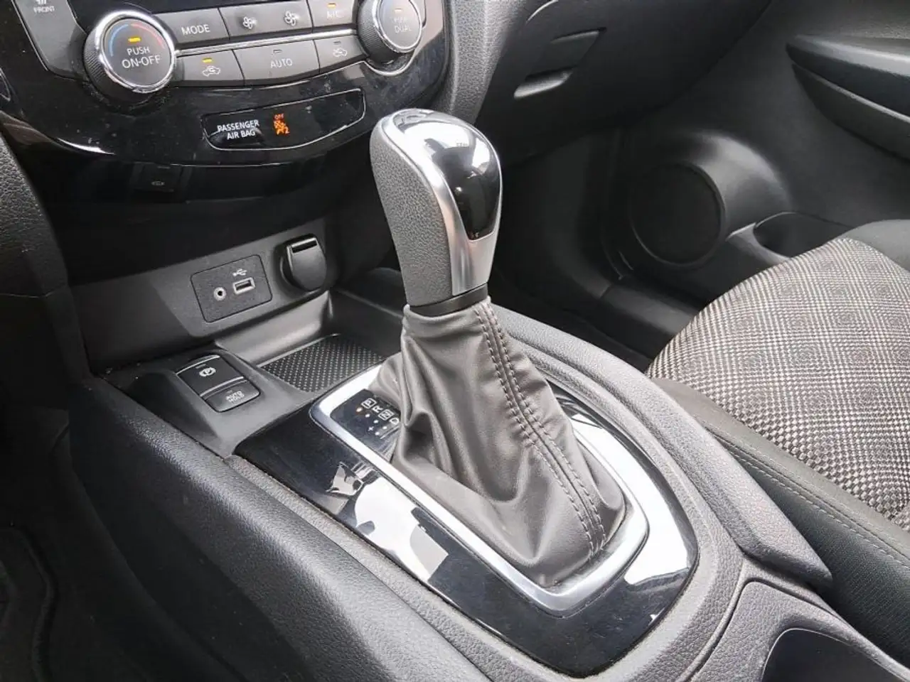 Nissan Qashqai fotografie Nissan Qashqai
