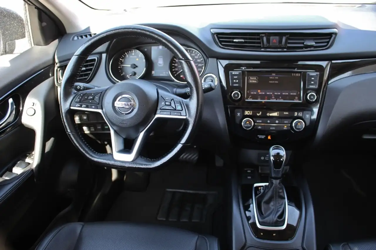 Nissan Qashqai снимка Nissan Qashqai