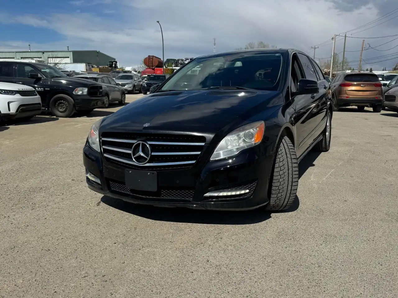 Mercedes-Benz R-Class снимка Mercedes-Benz R-Class