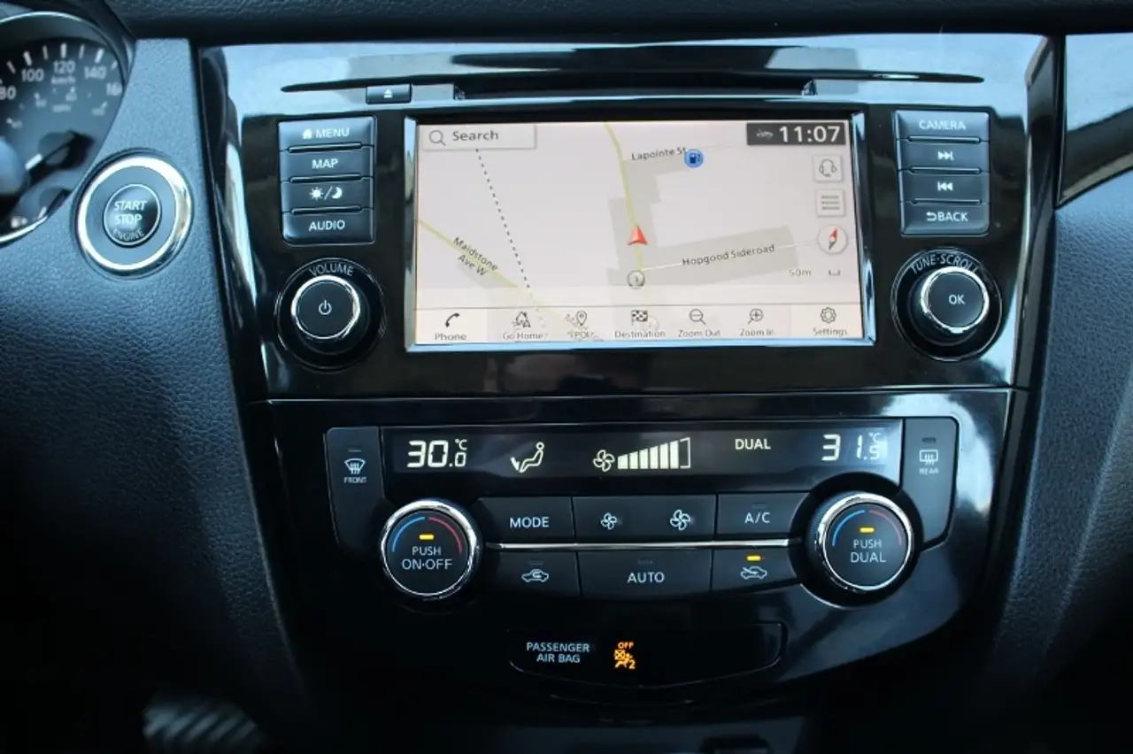 Nissan Qashqai снимка Nissan Qashqai