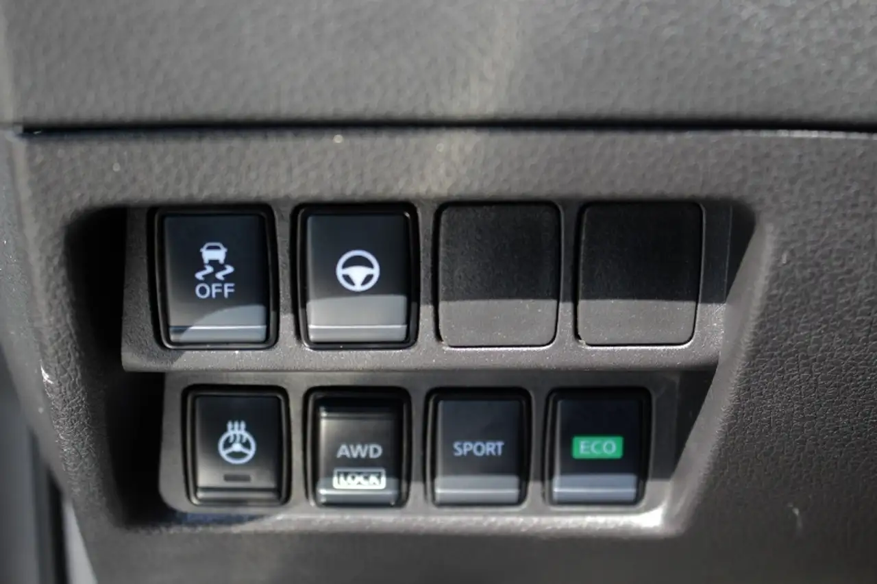 Nissan Qashqai снимка Nissan Qashqai