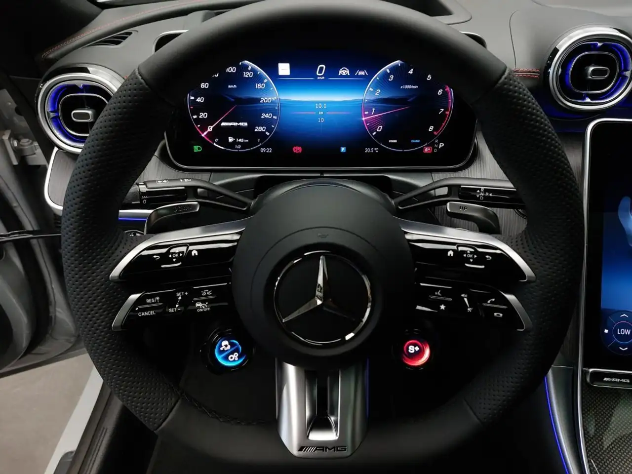 Mercedes-Benz CLE снимка Mercedes-Benz CLE