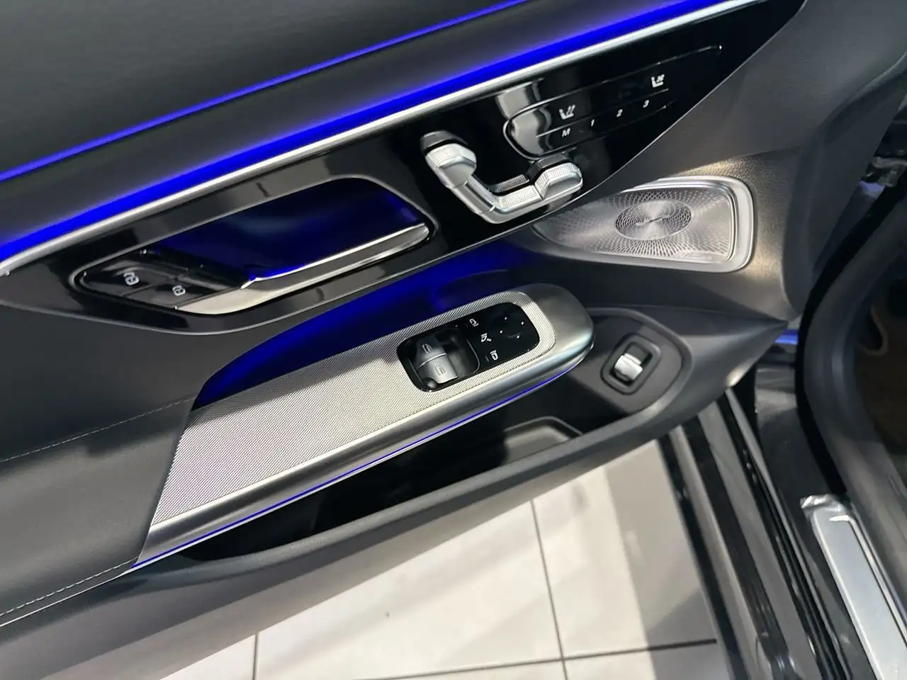 Mercedes-Benz CLE снимка Mercedes-Benz CLE