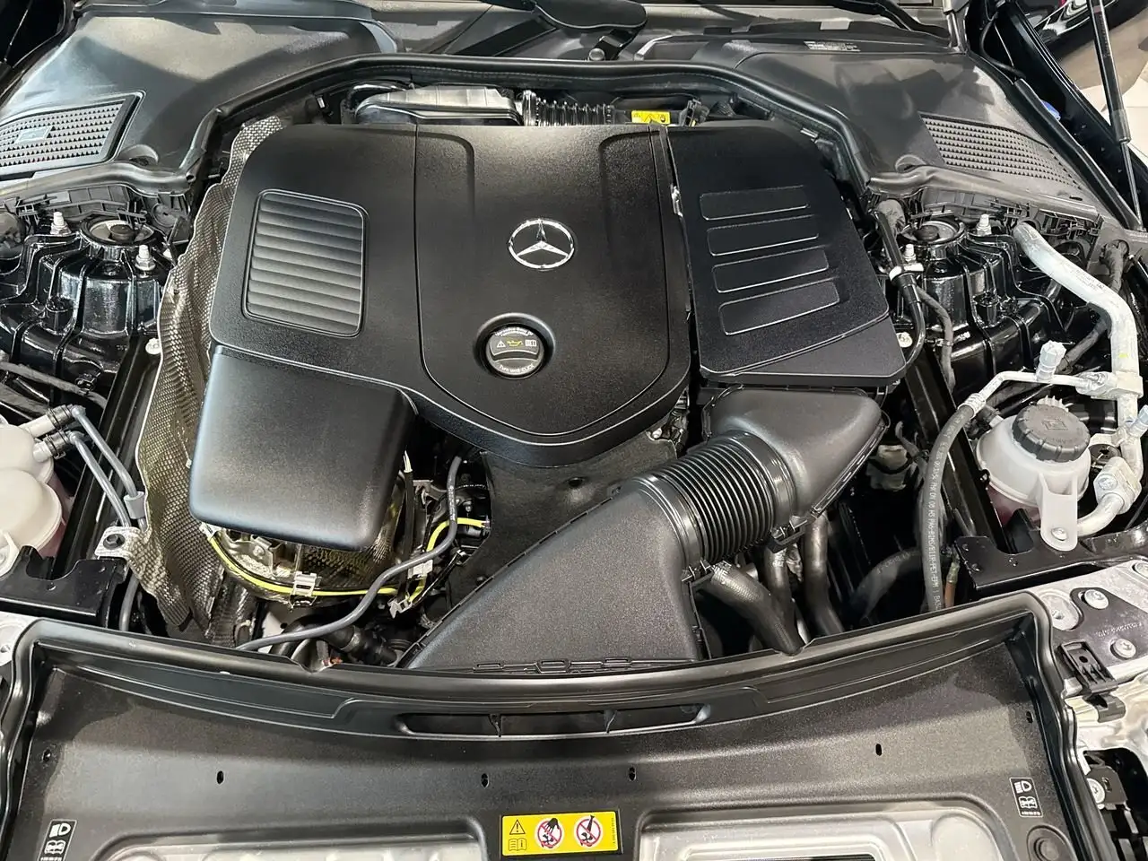 Mercedes-Benz CLE снимка Mercedes-Benz CLE