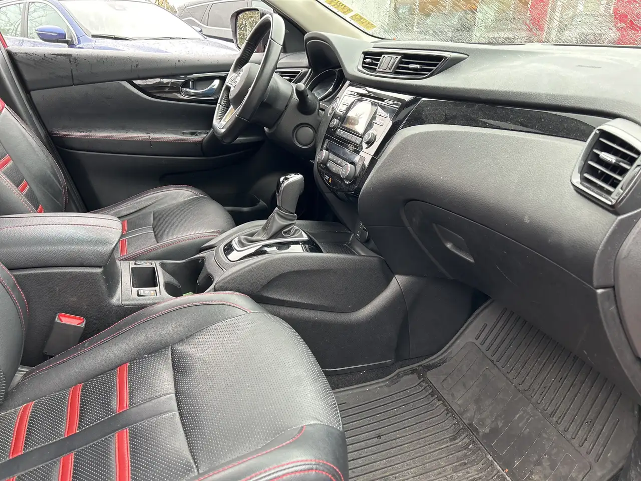 Nissan Qashqai photo Nissan Qashqai