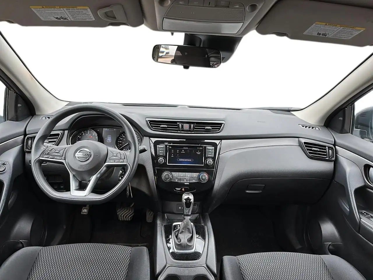 Nissan Qashqai снимка Nissan Qashqai