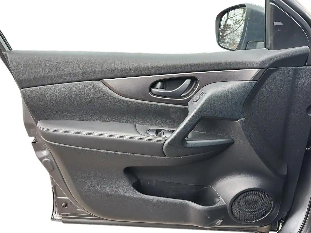 Nissan Qashqai снимка Nissan Qashqai