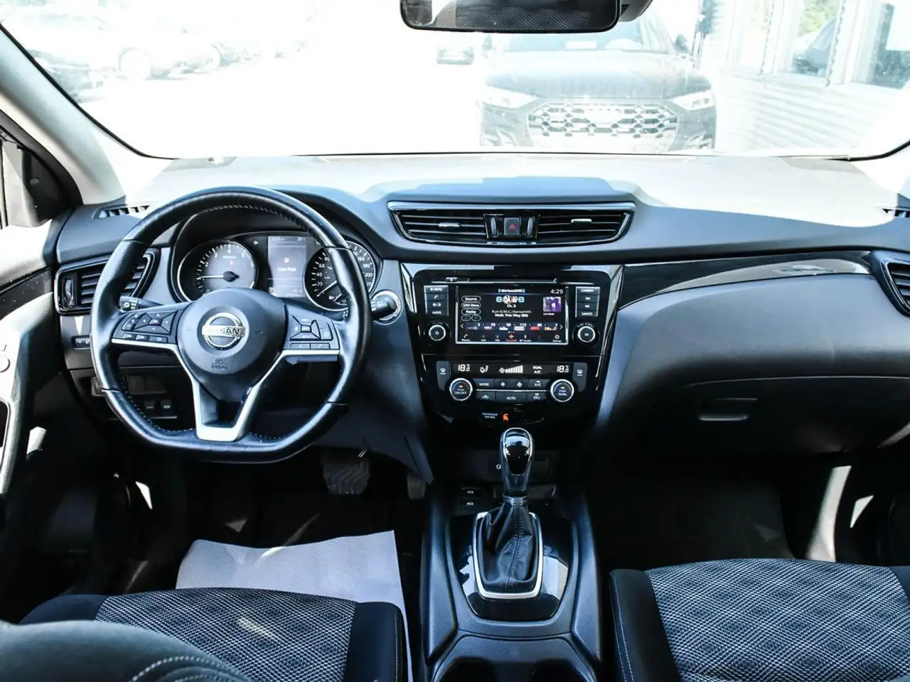 Nissan Qashqai fotografie Nissan Qashqai