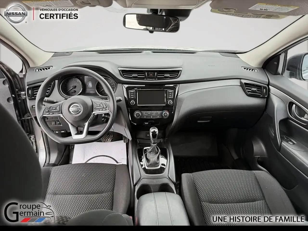 Nissan Qashqai снимка Nissan Qashqai