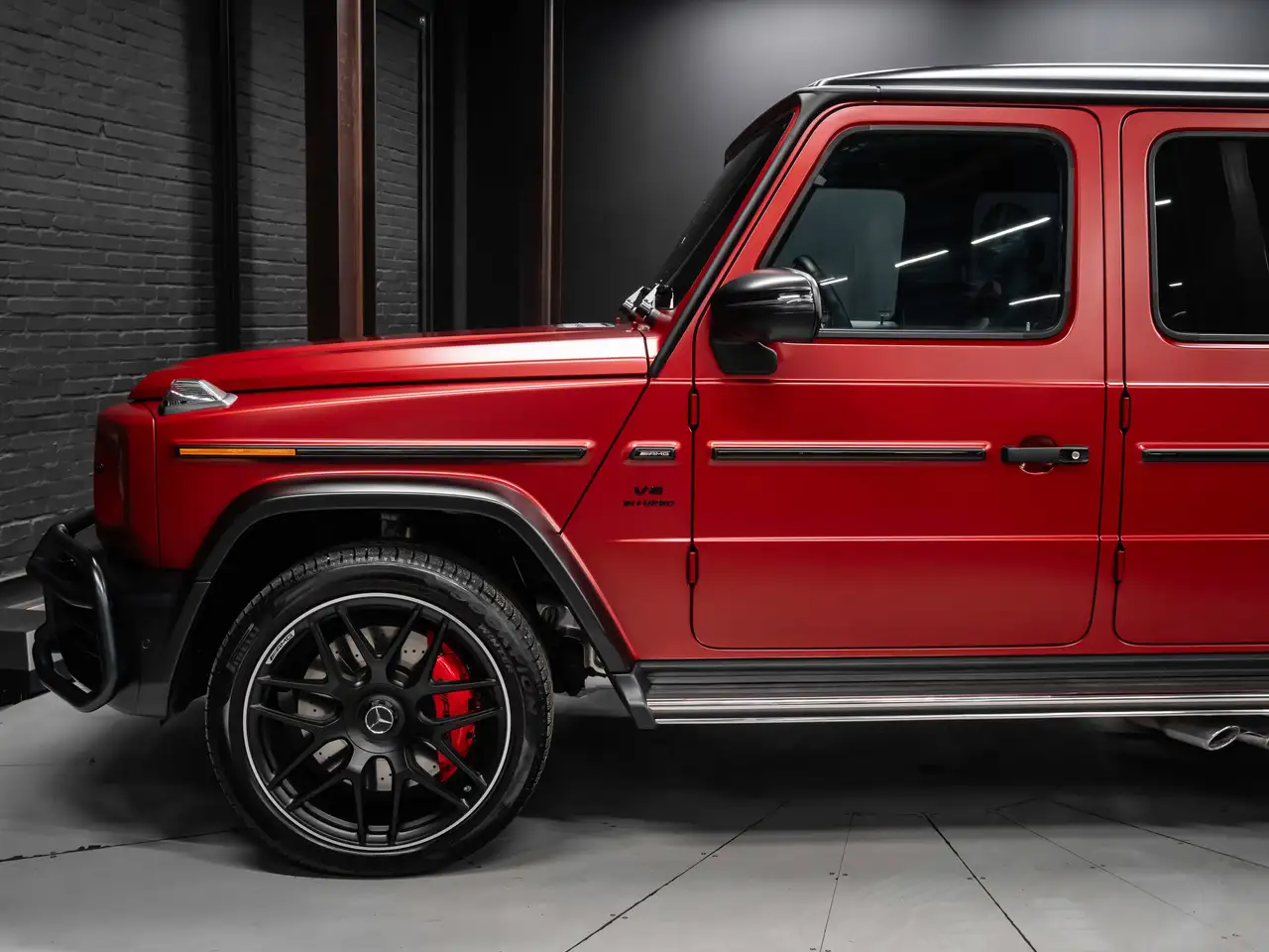 Mercedes-Benz G-Class снимка Mercedes-Benz G-Class