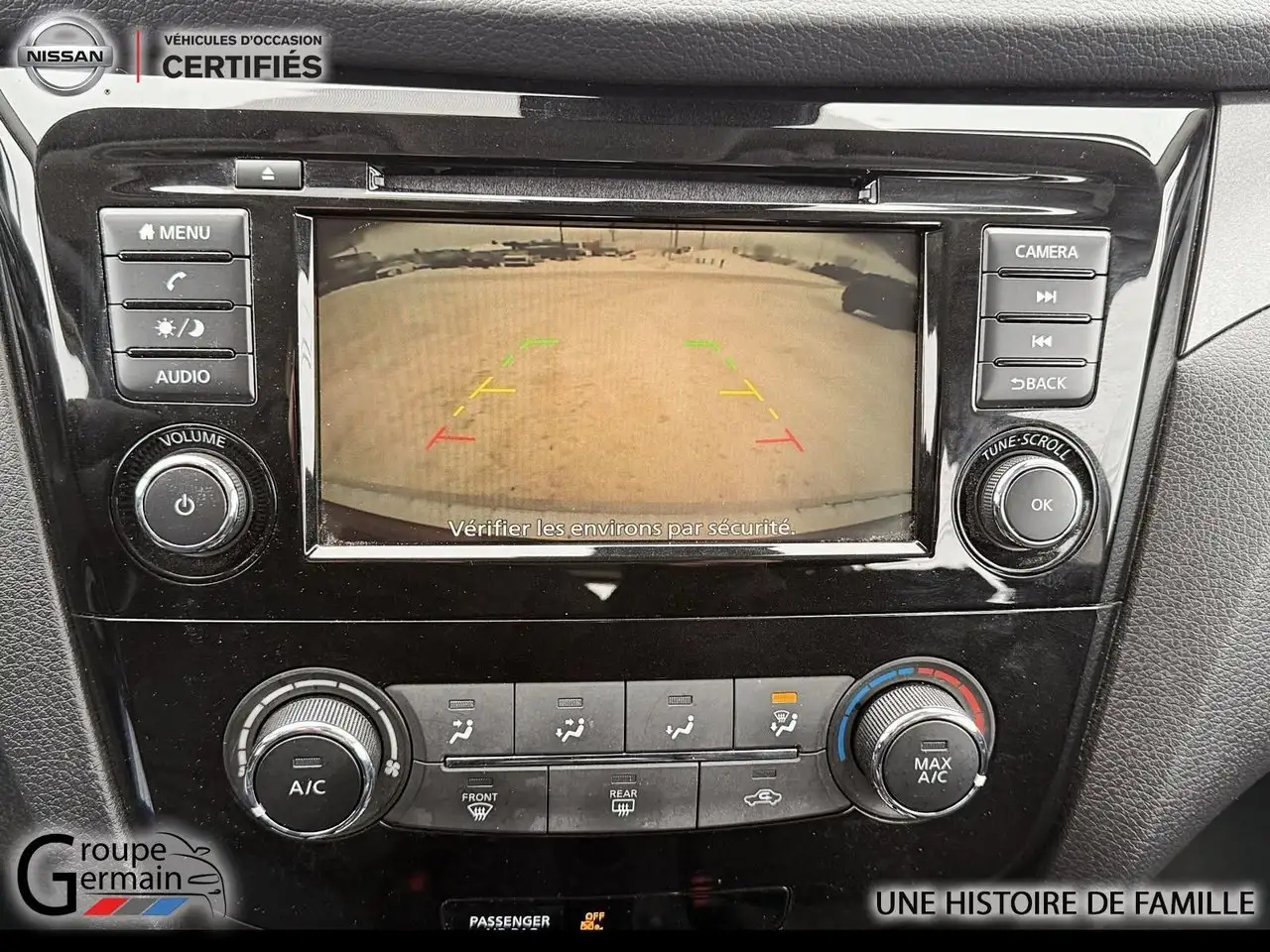 Nissan Qashqai снимка Nissan Qashqai