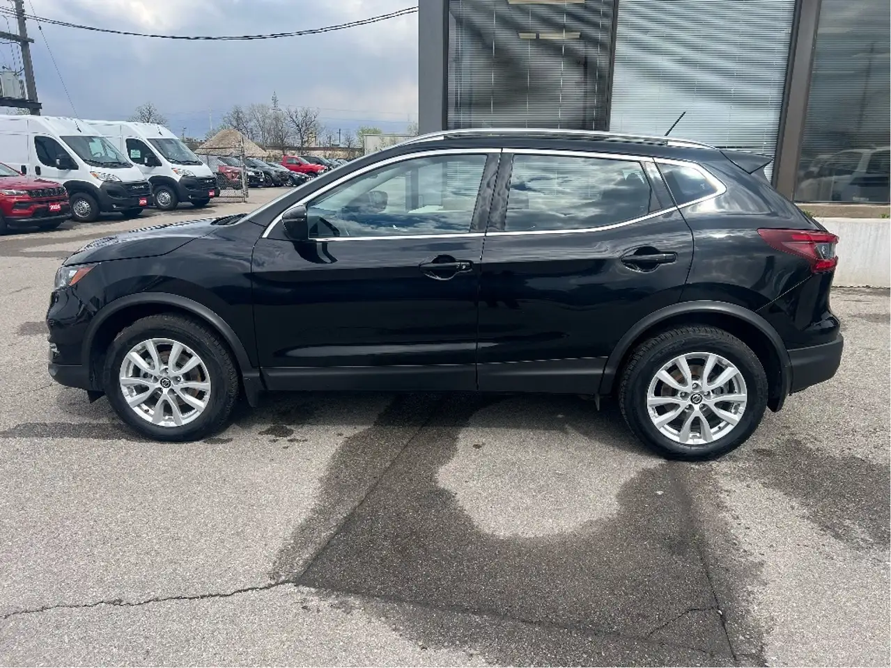 Nissan Qashqai снимка Nissan Qashqai