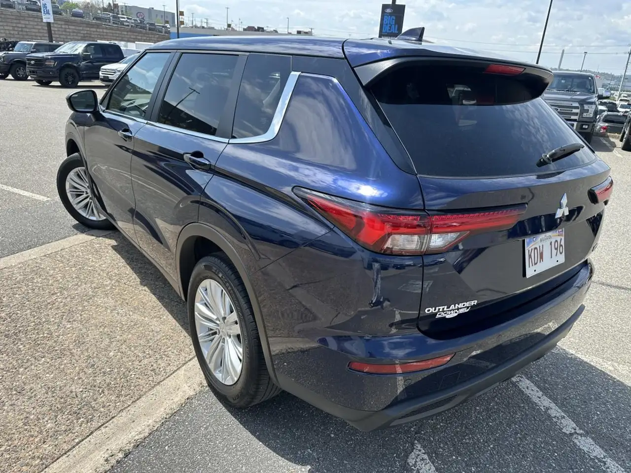 Mitsubishi Outlander снимка Mitsubishi Outlander