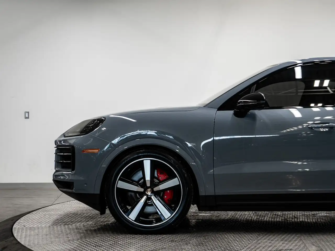 Porsche Cayenne снимка Porsche Cayenne