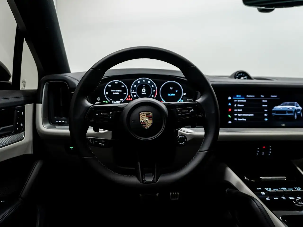 Porsche Cayenne снимка Porsche Cayenne