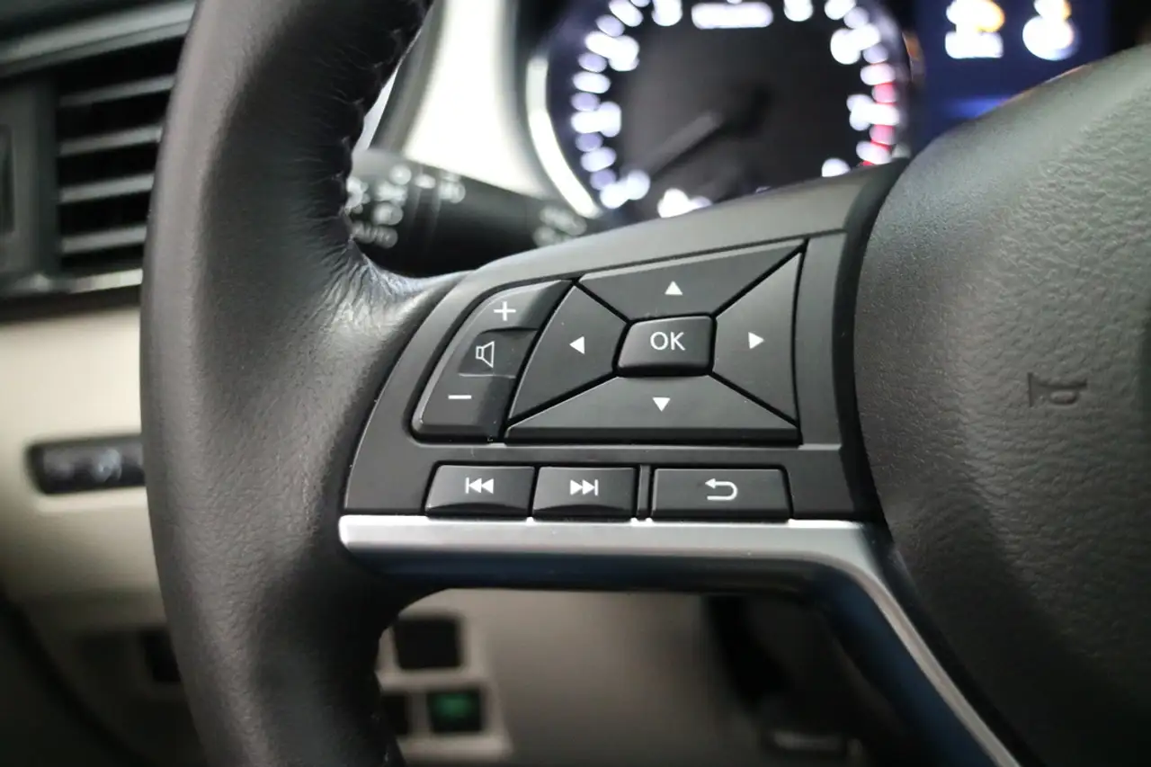 Nissan Qashqai снимка Nissan Qashqai