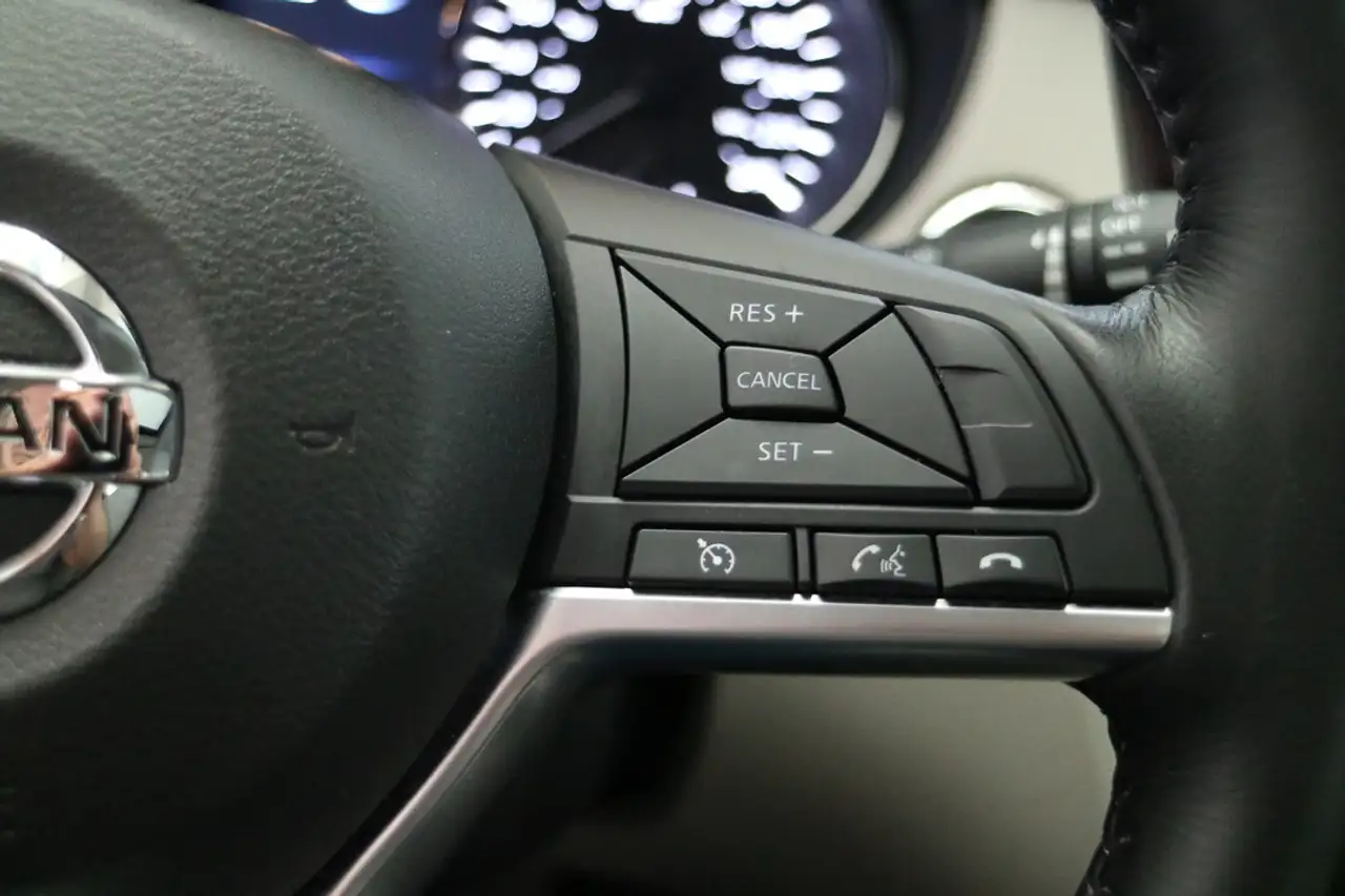 Nissan Qashqai снимка Nissan Qashqai