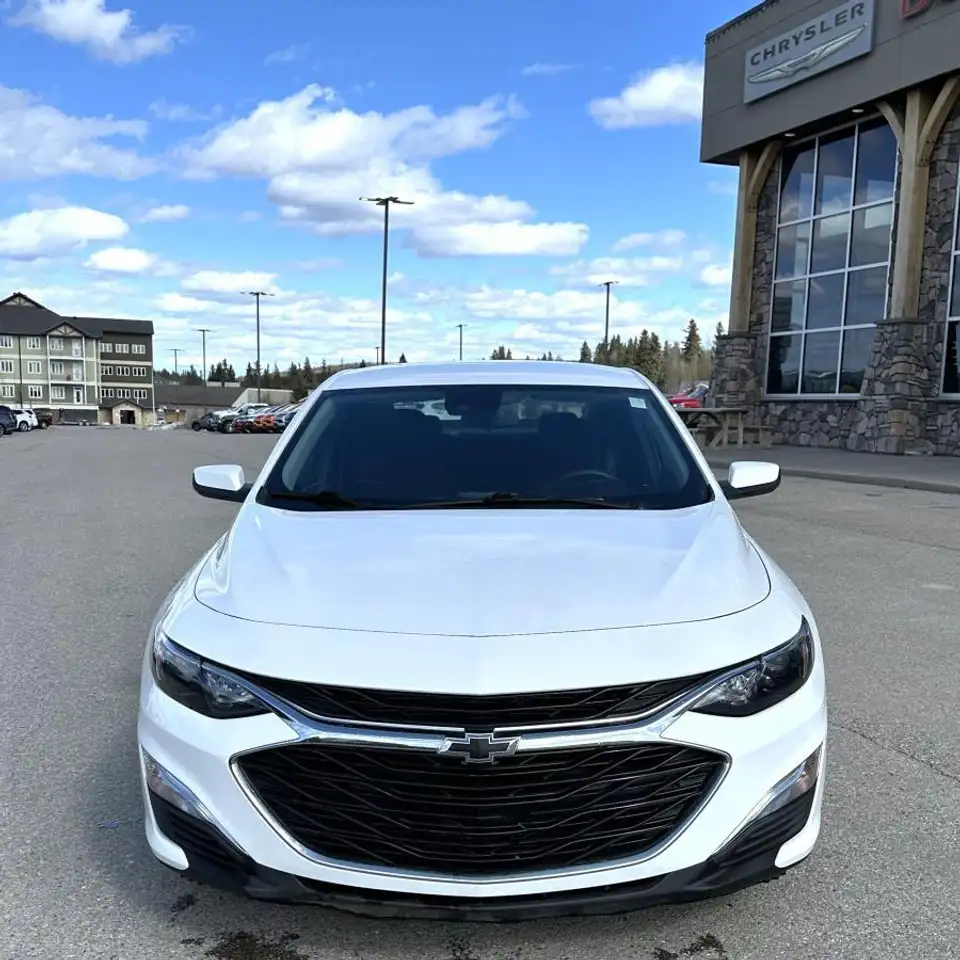 Chevrolet Malibu снимка Chevrolet Malibu