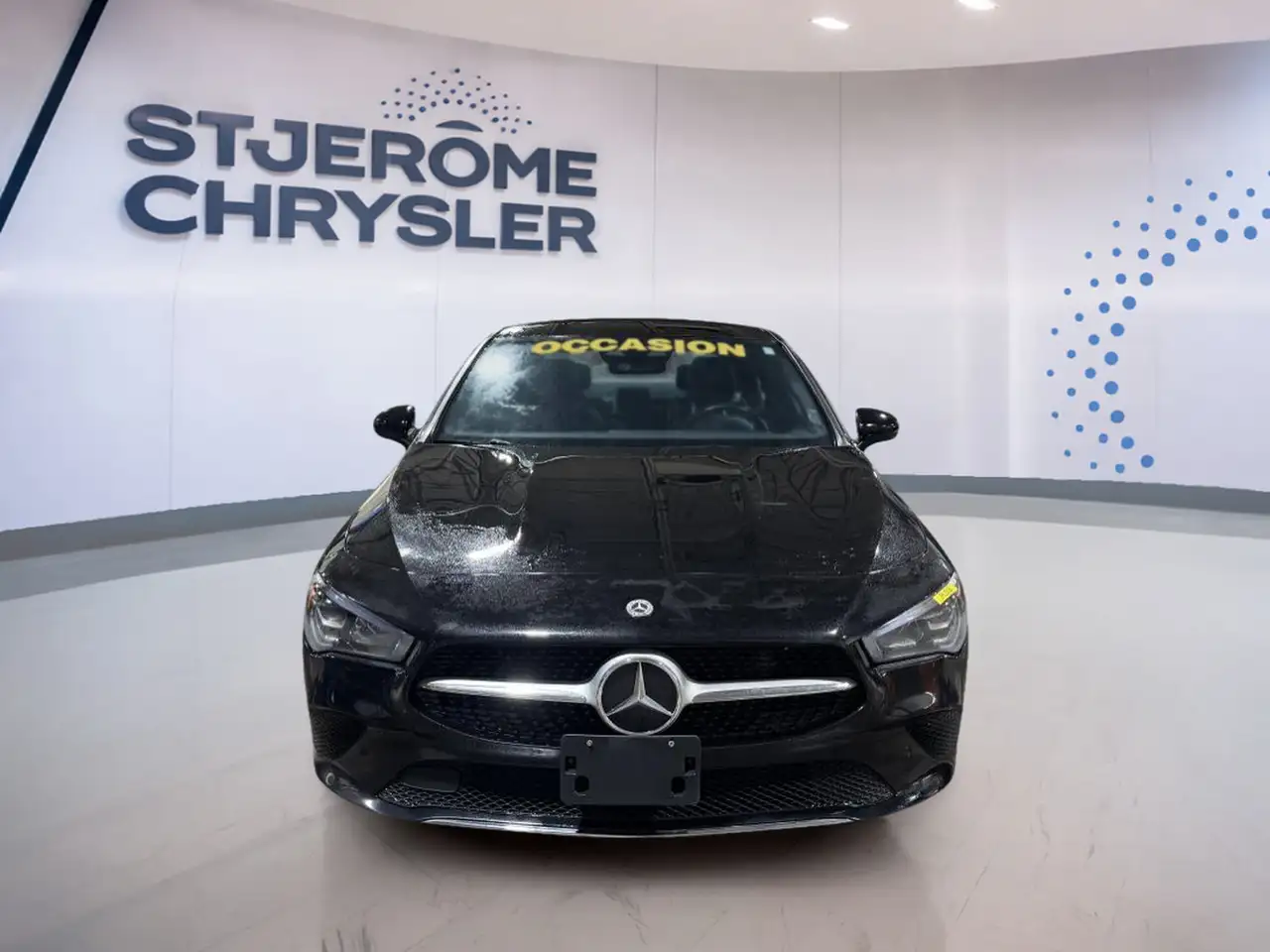 Mercedes-Benz CLA снимка Mercedes-Benz CLA