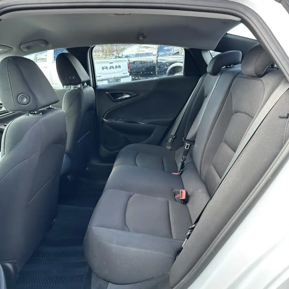 Chevrolet Malibu снимка Chevrolet Malibu