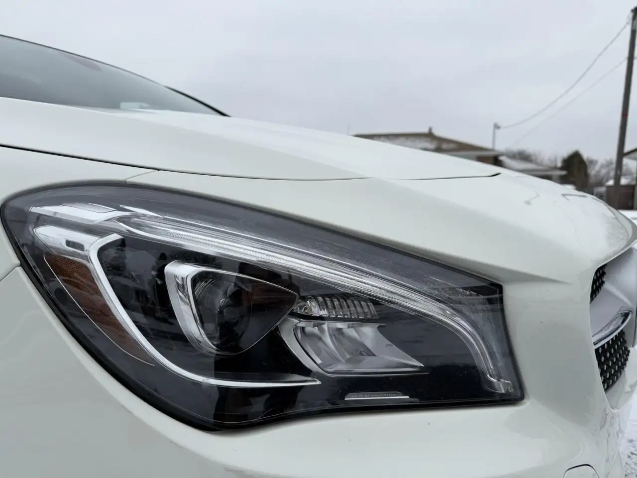 Mercedes-Benz CLA снимка Mercedes-Benz CLA
