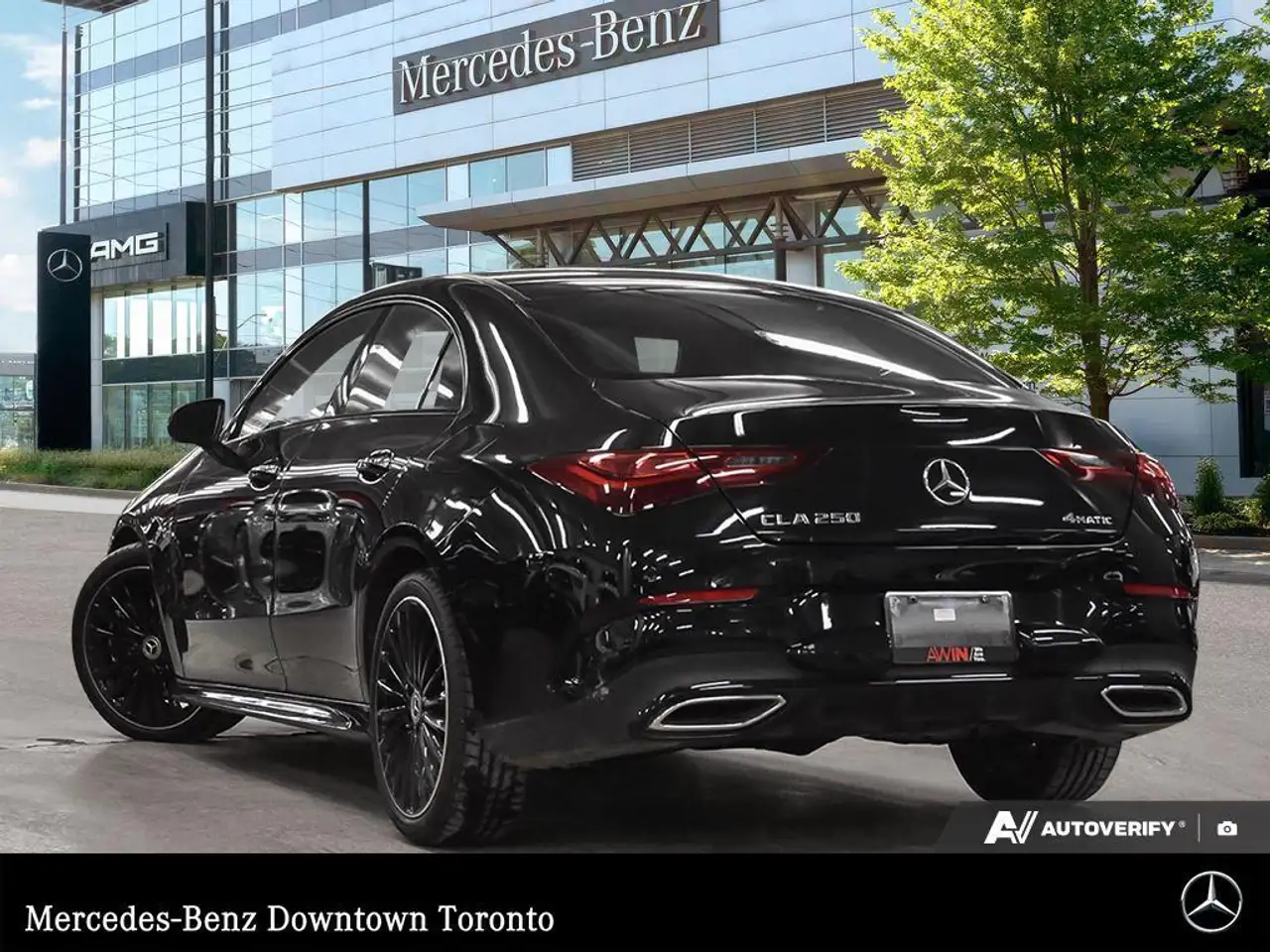 Mercedes-Benz CLA снимка Mercedes-Benz CLA