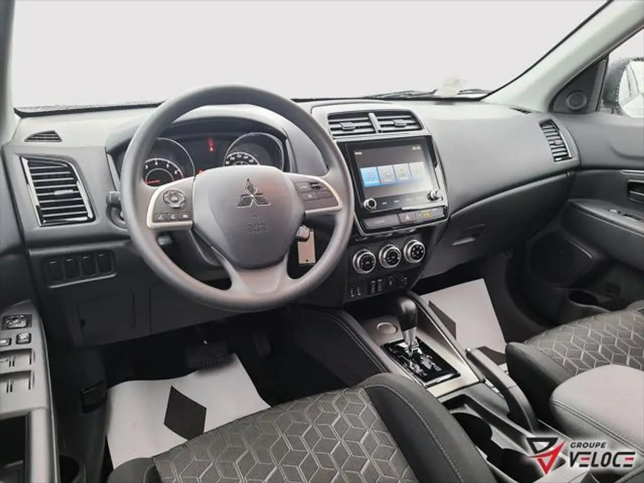 Mitsubishi RVR снимка Mitsubishi RVR