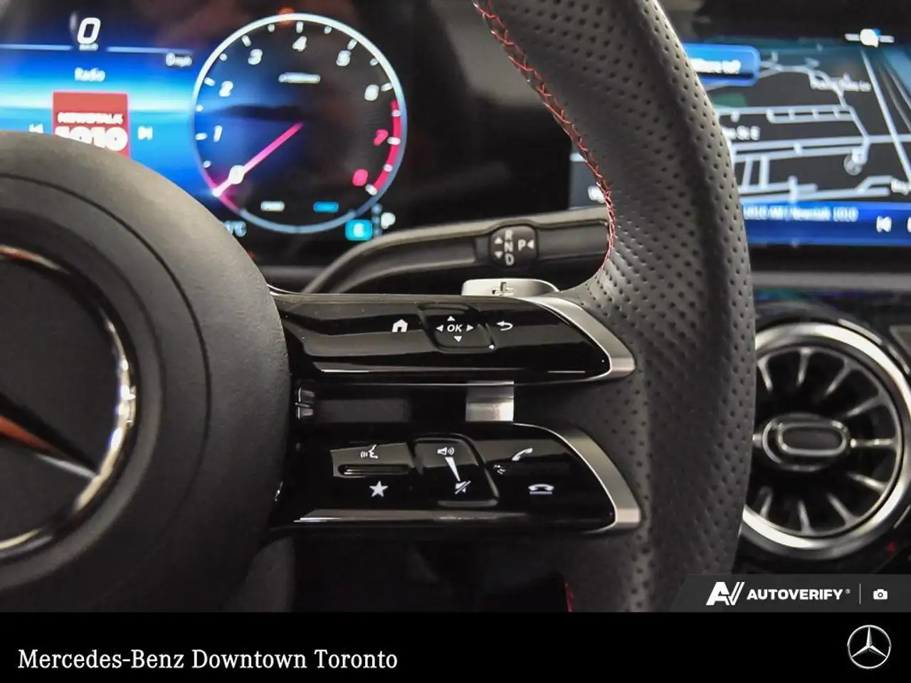 Mercedes-Benz CLA снимка Mercedes-Benz CLA