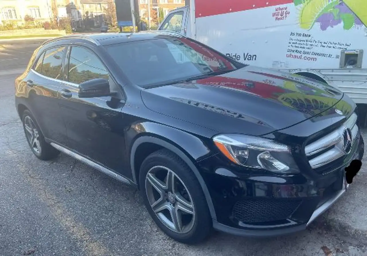 Mercedes-Benz GLA photo Mercedes-Benz GLA