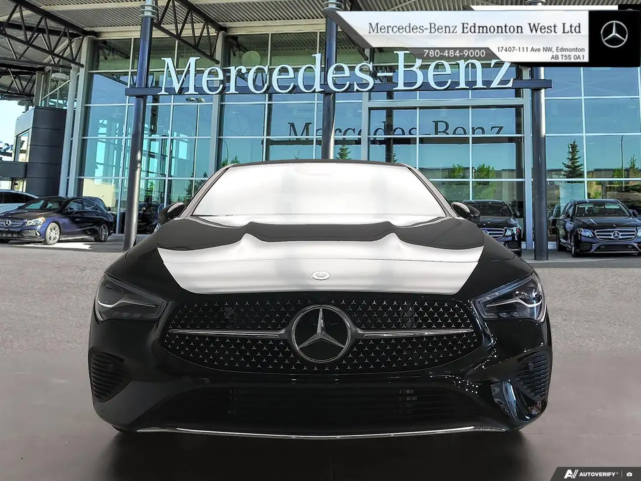 Mercedes-Benz CLA снимка Mercedes-Benz CLA