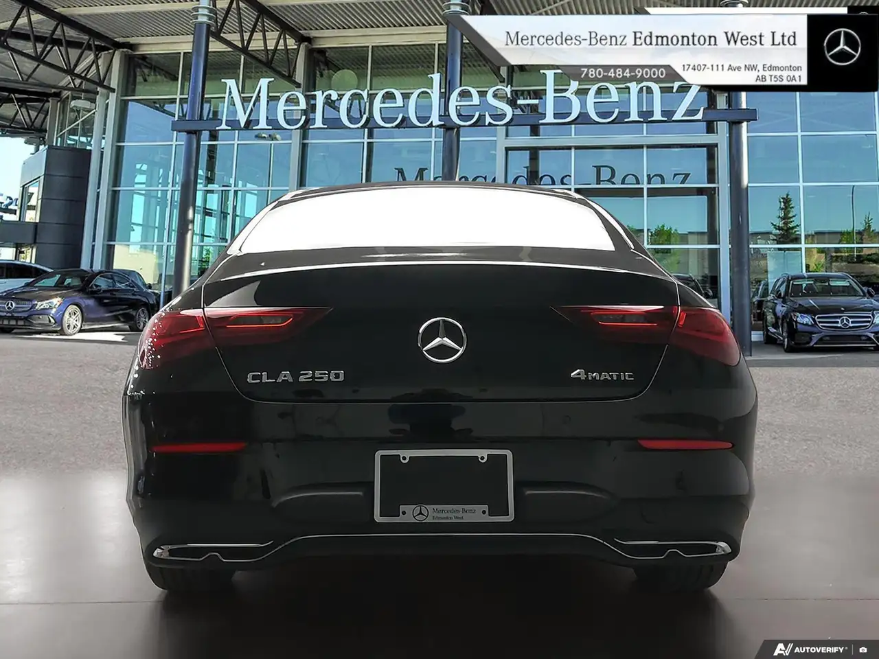 Mercedes-Benz CLA снимка Mercedes-Benz CLA