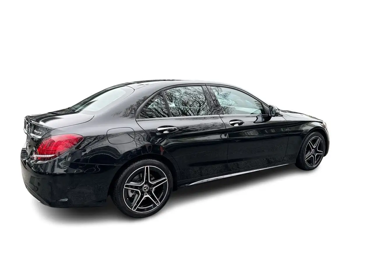 Mercedes-Benz C-Class снимка Mercedes-Benz C-Class