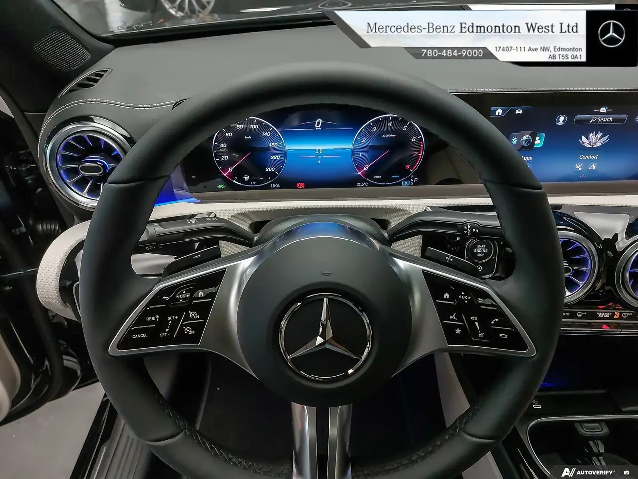 Mercedes-Benz CLA снимка Mercedes-Benz CLA