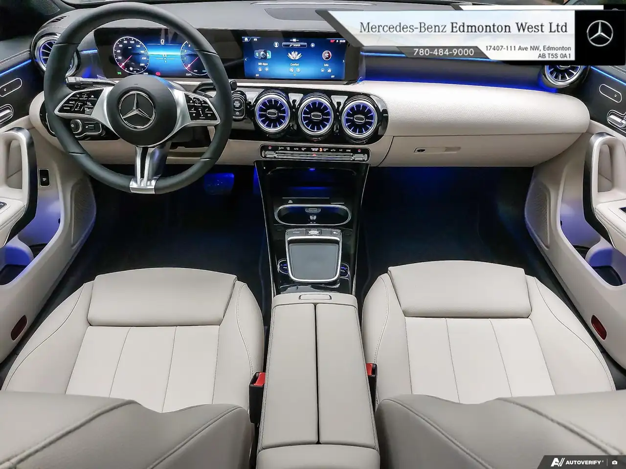 Mercedes-Benz CLA снимка Mercedes-Benz CLA