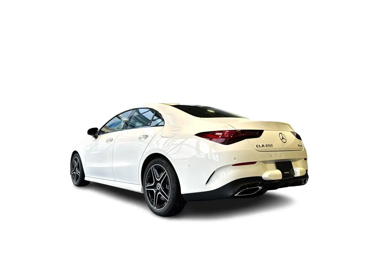 Mercedes-Benz CLA снимка Mercedes-Benz CLA