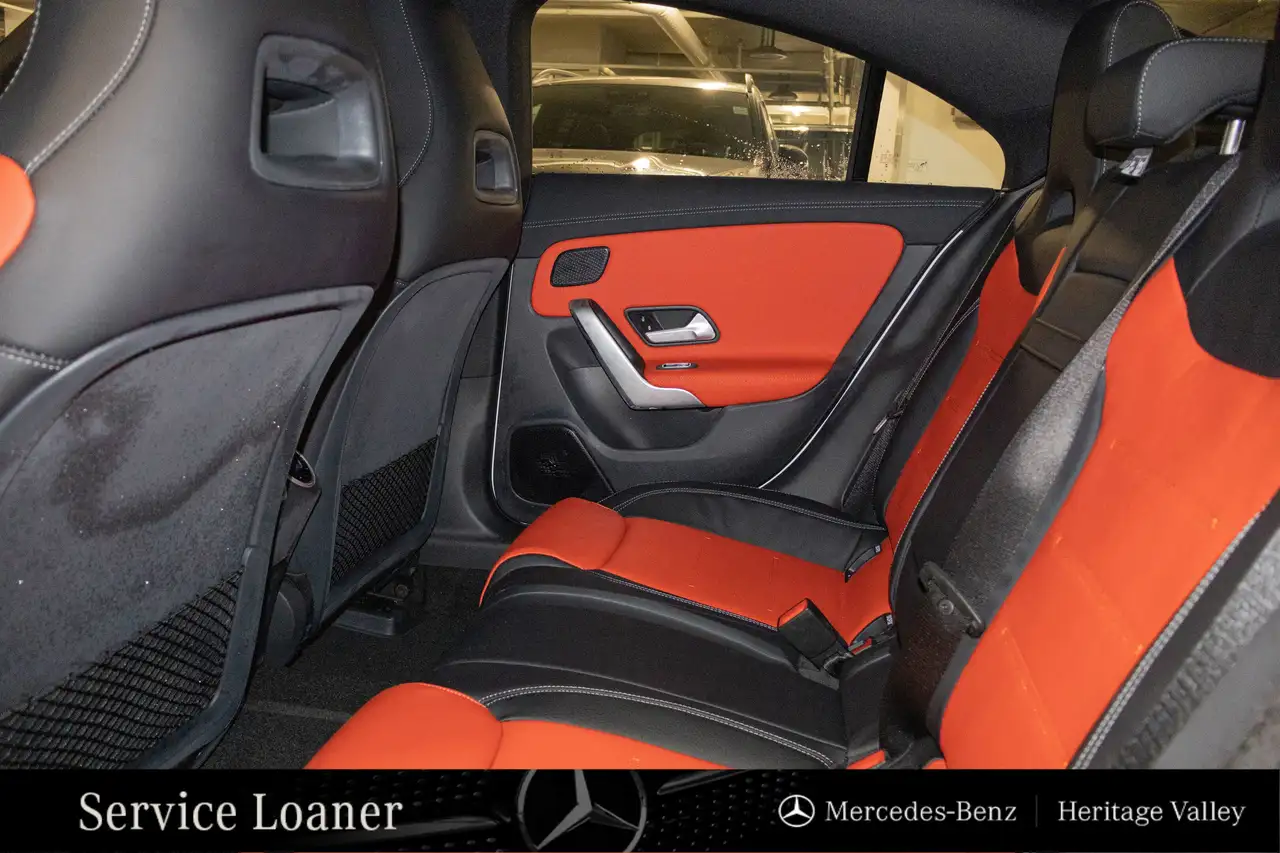 Mercedes-Benz CLA снимка Mercedes-Benz CLA