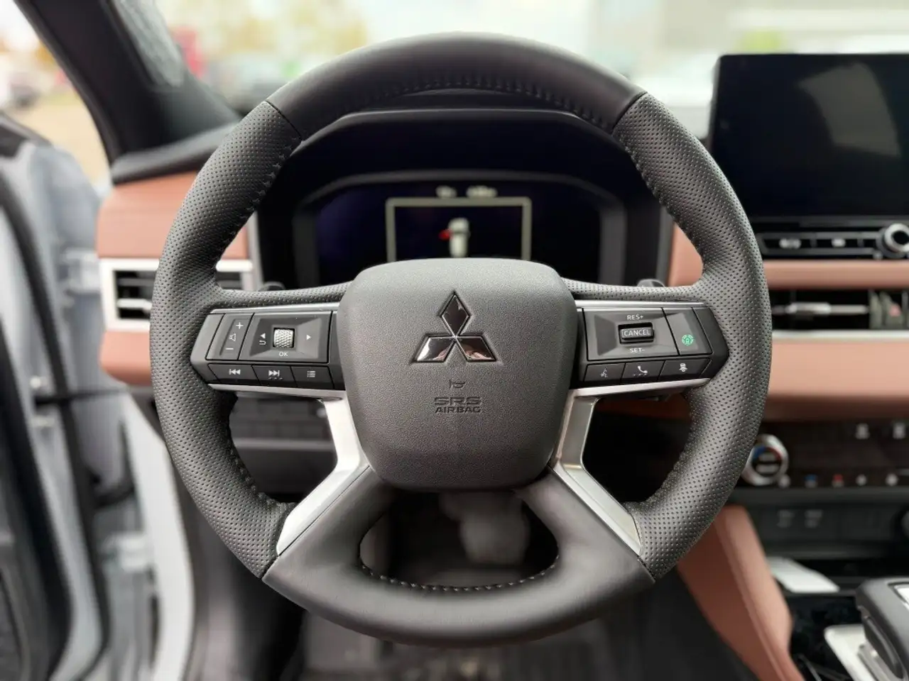 Mitsubishi Outlander fotografie Mitsubishi Outlander