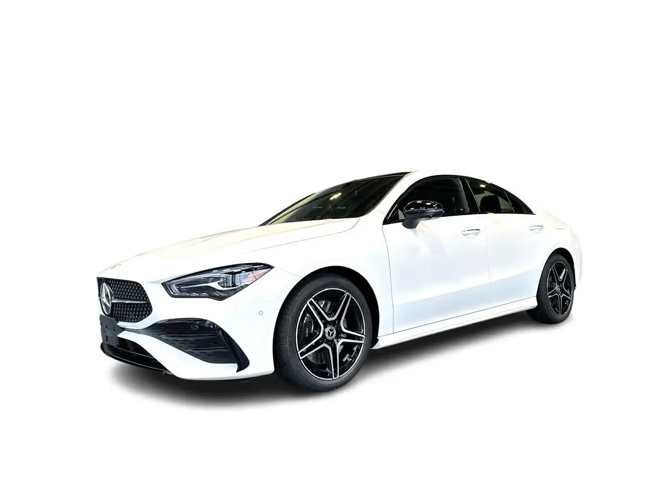 Mercedes-Benz CLA снимка Mercedes-Benz CLA